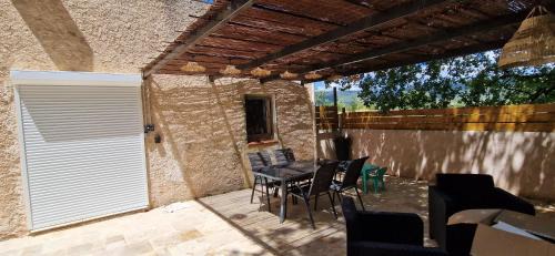 Toulon - Hyeres House | À l'ombre des chênes