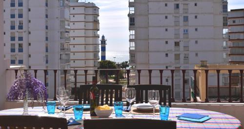 Torre del Mar Apartment | Ático con Gran Terraza y vistas al Mar