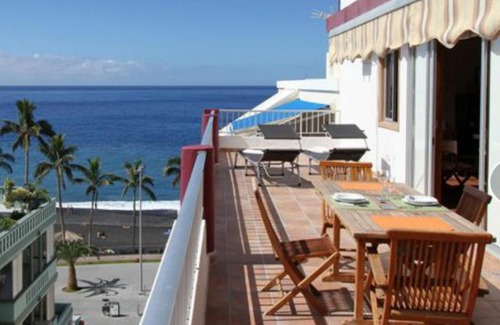 Puerto Naos Apartment | Ático con vistas al mar