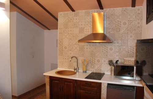 Setenil de las Bodegas Apartment | Ático de la Miel