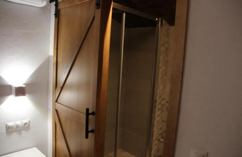 Setenil de las Bodegas Apartment | Ático de la Miel