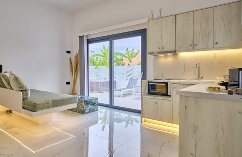 Arillas Resort | Èmar honeymoon suite Arillas Corfu