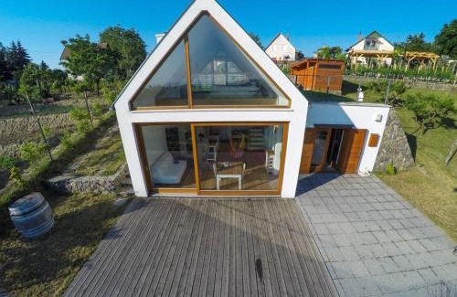 Szekszard House | Ég & Föld Borvendégház