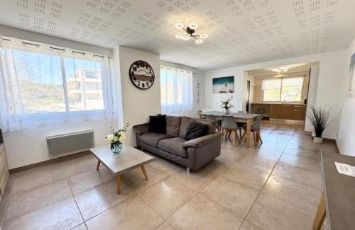 Guidel-Plages Apartment | Élégant T2 - Les pieds dans l'eau