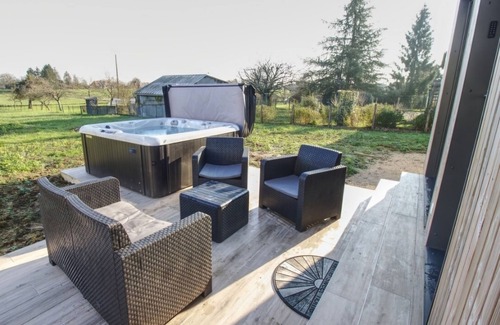 Lucay-le-Male Ski Chalet | Îlot COSY-SPA/CLIMATISÉ/PROCHE ZOO DE BEAUVAL/ROUTE DES CHÂTEAUX DE LA LOIRE