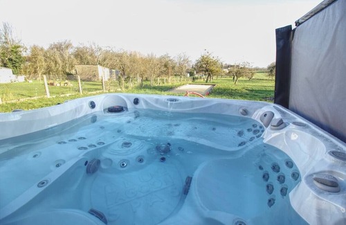 Lucay-le-Male Ski Chalet | Îlot COSY-SPA/CLIMATISÉ/PROCHE ZOO DE BEAUVAL/ROUTE DES CHÂTEAUX DE LA LOIRE