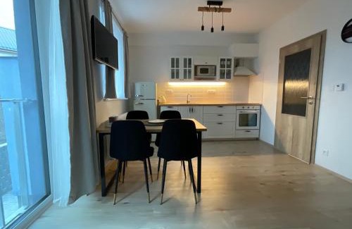 Loucna Pod Klinovcem Apartment | Útulný jednopokojový apartmán v alpském stylu na Klínovci