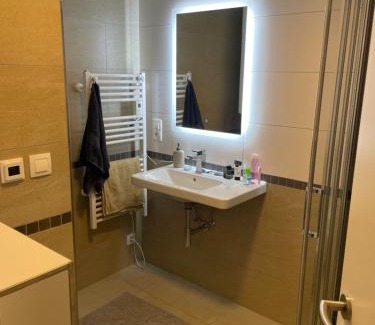 Zernovka Apartment | Útulný podkrovní ateliér se zahradou