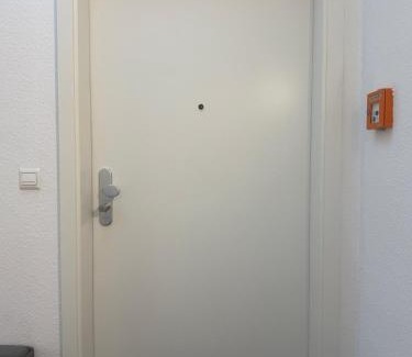 Werne Apartment | Über den Dächern von Werne - Balkon, WLAN, TV und Küche - Möller