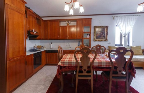 Kozani Villa | Βίλα για όλες τις εποχές του χρόνου