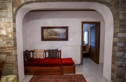 Kozani Villa | Βίλα για όλες τις εποχές του χρόνου