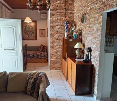 Nei Pori House | Το σπίτι της Δήμητρας