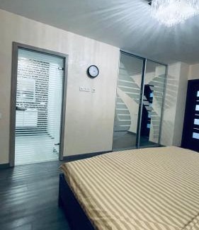 Solomjanskyj Apartment | Апартаменти біля Залізничного вокзалу