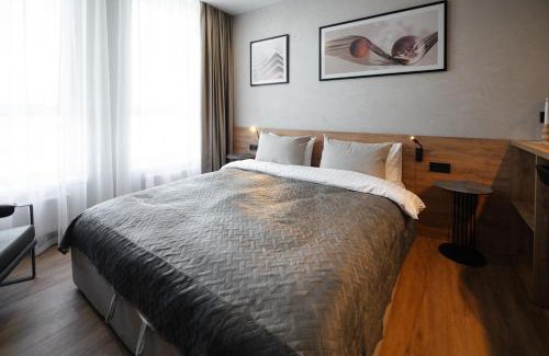 Svyatoshyns'kyi District Apartment | Апартаменти MYFREEDOM, Нивки