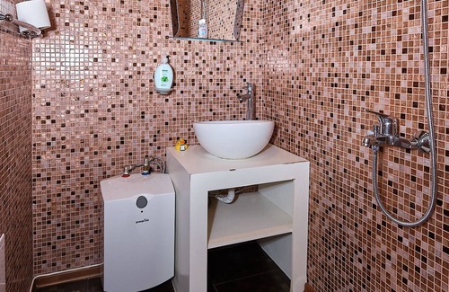 Pazardzhik Province Condo | Апартаментът/The Apartment