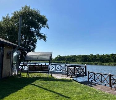 Pischanka House | База відпочинку Шалена Жаба
