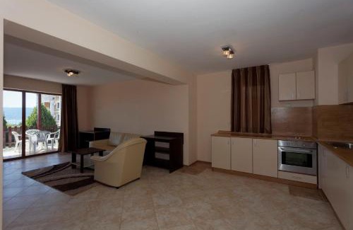 Byala House | Вили Vemara club