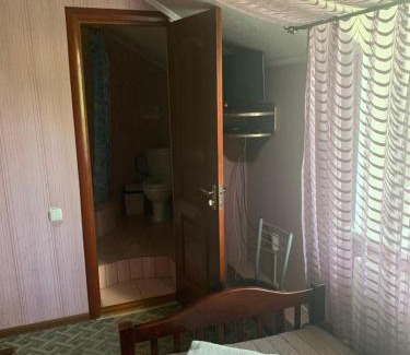 Haysyn Hotel | Готель Гайсин «Тіроль»