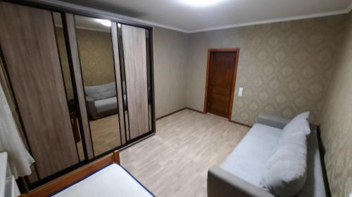 Sukhinovka Apartment | Двокімнатна квартиира з 4 ліжками кондиціонером та ванною Документи для відряджень