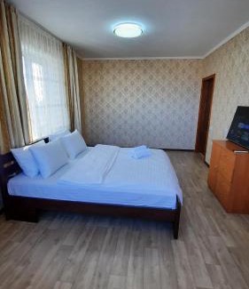 Sukhinovka Apartment | Двокімнатна квартиира з 4 ліжками кондиціонером та ванною Документи для відряджень