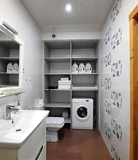 Sukhinovka Apartment | Двокімнатна студія з 3 ліжками Мережа AlexApartments Документи для відряджень Безконтатне заселення 24-7