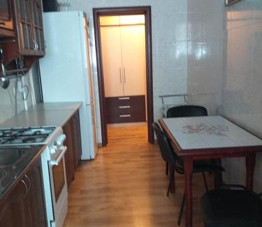 Irpin Apartment | Затишна, домашня 43м в тихому зеленому місці Поруч Центральний парк Університет