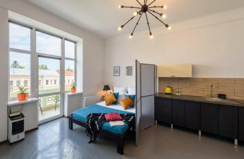 Chernovtsy Apartment | Затишна студія в стилі лофт в самому центрі міста