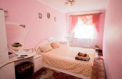 Ivano-Frankovsk Apartment | Затишна 2 кімнатна квартира, Тролейбусна