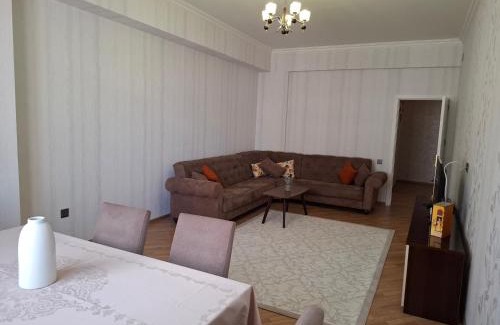 Sabayil Apartment | Квартира недалеко от центра на берегу Каспия