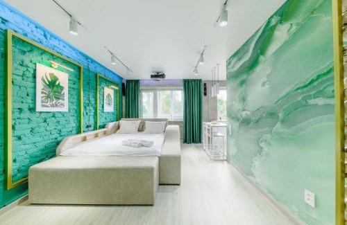 Petropavlovsk Apartment | Квартира-студия c домашним кинотеатром Ocean