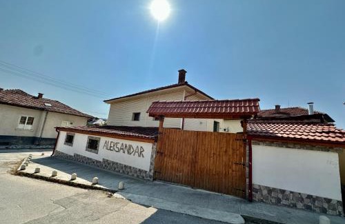 Velingrad Villa | Къща за гости “Александър”