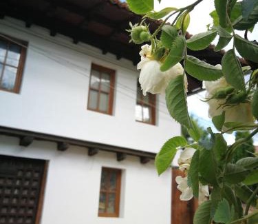 Elena House | Къща за гости Роден край