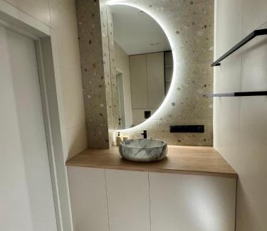 Cherkasy Apartment | Неймовірно крута студія в центрі Черкас! Панорамні вікна! Ремонт 2025 року