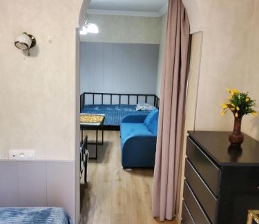 Tbilisi Apartment | Ниниа сад