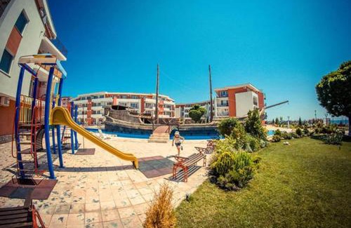 Elenite Apartment | Привилидж первая линия
