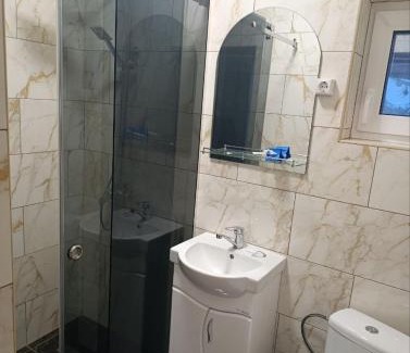 Roztoky Apartment | Під Дубочком