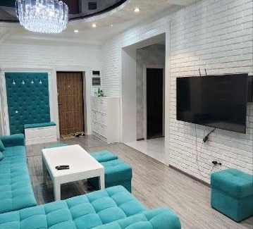 Samarkand Apartment | РОСКОШНОЕ РАЗМЕЩЕНИЕ В 3-КОМНАТНОЙ КВАРТИРЕ В ОХРАНЯЕМОМ РАЙОНЕ НА УДОБНОМ РАССТОЯНИИ ДО Ж/Д ВОКЗАЛА, АЭРОПОРТА И ЦЕНТРА ГОРОДА.