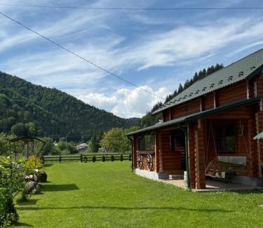 Roztoky House | Садиба у Коржуків