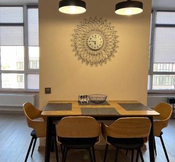 Maliyevtsy Apartment | Свіжі апартаменти в центрі міста новобудові на Проскурівське підпілля 110а