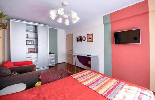 Sochi City Centre Apartment | Семейное гнездо с «приветом»