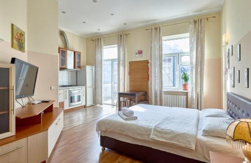 Verkhnie Misto Apartment | Студія з видом на Майдан Незалежності