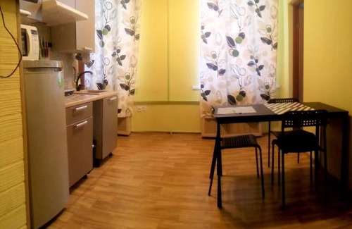 Tsentralny Apartment | У Фонтанного Дома