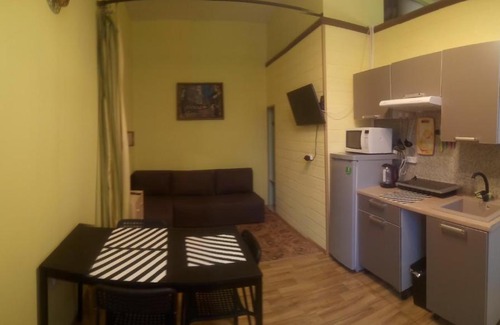 Tsentralny Apartment | У Фонтанного Дома