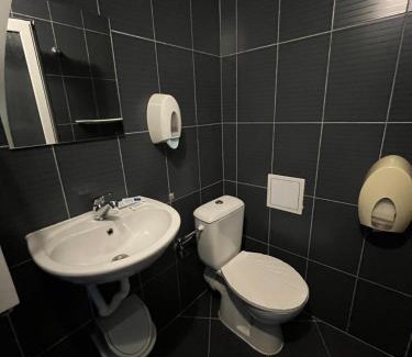 Kardzhali Province Hotel | Хотел Устра