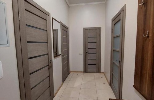 Verkhnie Misto Apartment | Шикарні апартаменти поруч з Майданом