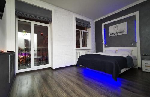 Besarabka Apartment | Яркая история