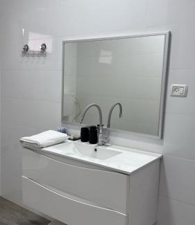 Beit She'an Apartment | בוטיק המשי