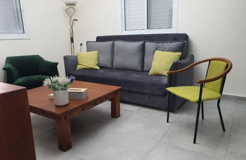 Hadera Apartment | בית זיני - Z נופש