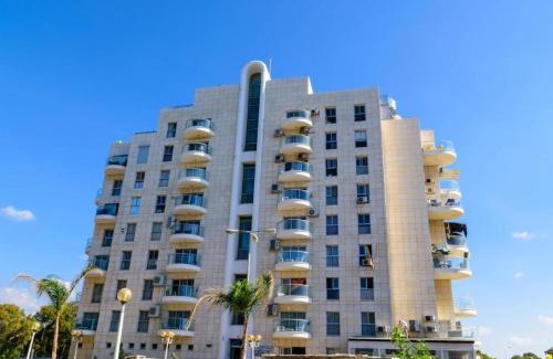 Mateh Asher Apartment | דירת נופש באכזיב עם ג'קוזי מול חוף בננה ביץ Dream Place Achziv