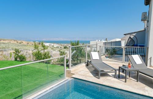Migdal House | וילה ג'נסיס - וילה מהממת למשפחות עם בריכה פרטית מחוממת ליד הכנרת